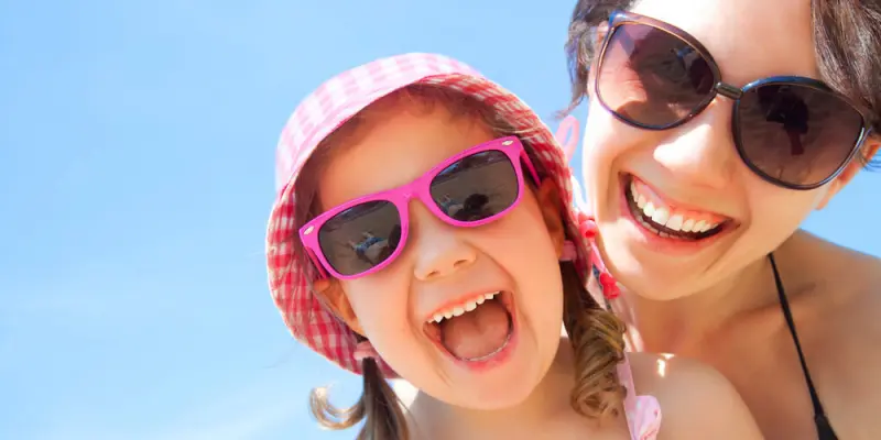 A napozás 8 alapszabálya, kicsiknek és nagyoknak