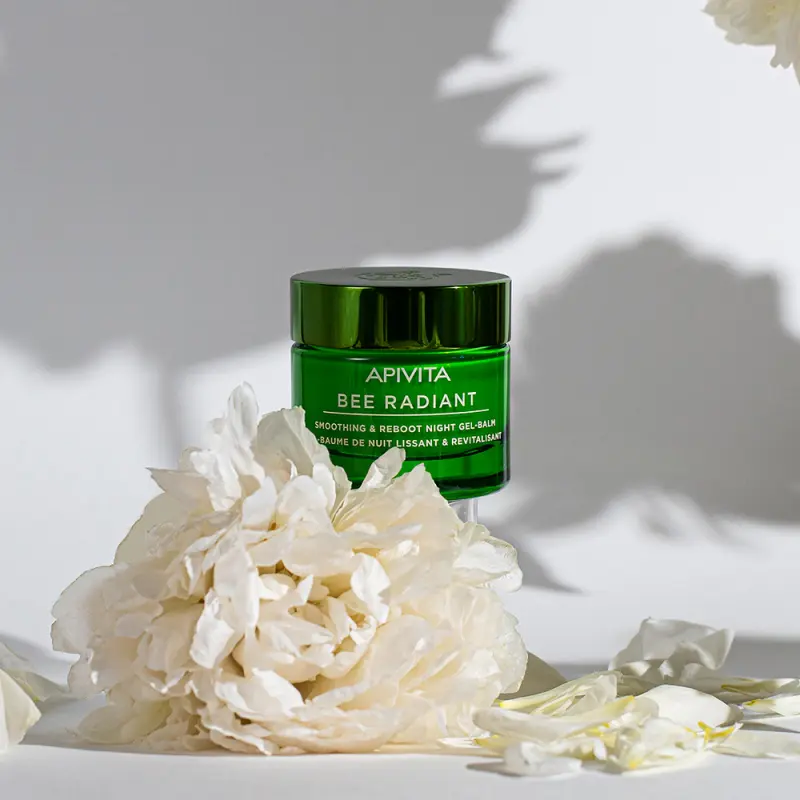 BEE RADIANT Bőrmegújító és méregtelenítő éjszakai gél-balzsam (50 ml)