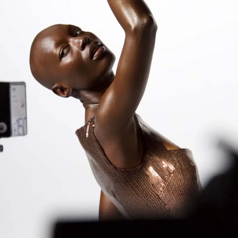 Huile Prodigieuse Többfunkciós, csillogó száraz olaj Roll-On OR 60 ml