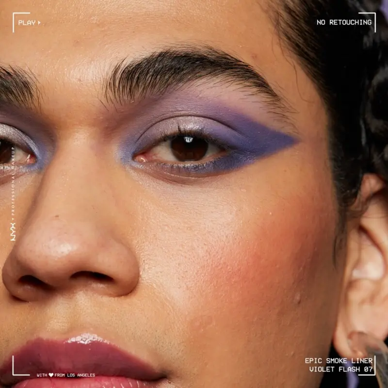 Epic Smoke Angled Liner & Blender - Violet