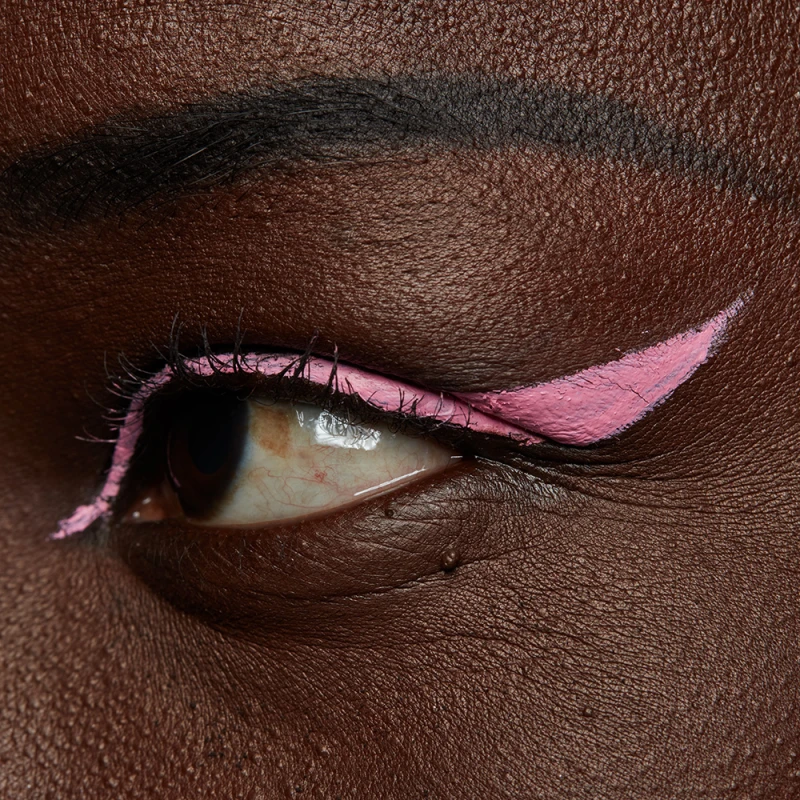 Vivid Brights Colored Liquid Eyeliner - Sneaky Pink (2 ml)