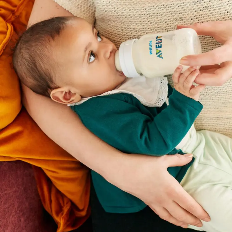 Avent SCY100/01 Hasfájáscsökkentő cumisüveg