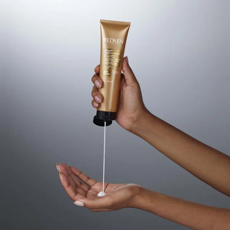 All Soft Moisture Resture Öblítést nem igénylő hidratáló és tápláló ápoló 150 ml