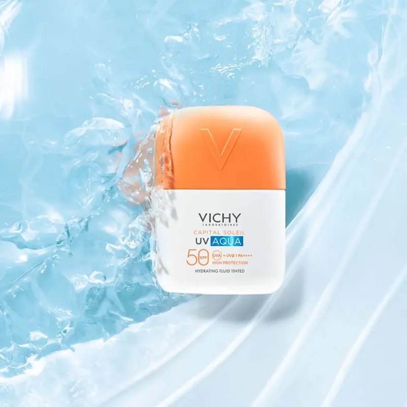 Capital Soleil UV AQUA Fluid SPF50 - Világos árnyalat 50 ml